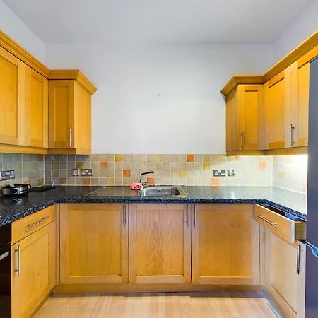 Luxury Apartment 切尔滕纳姆 外观 照片